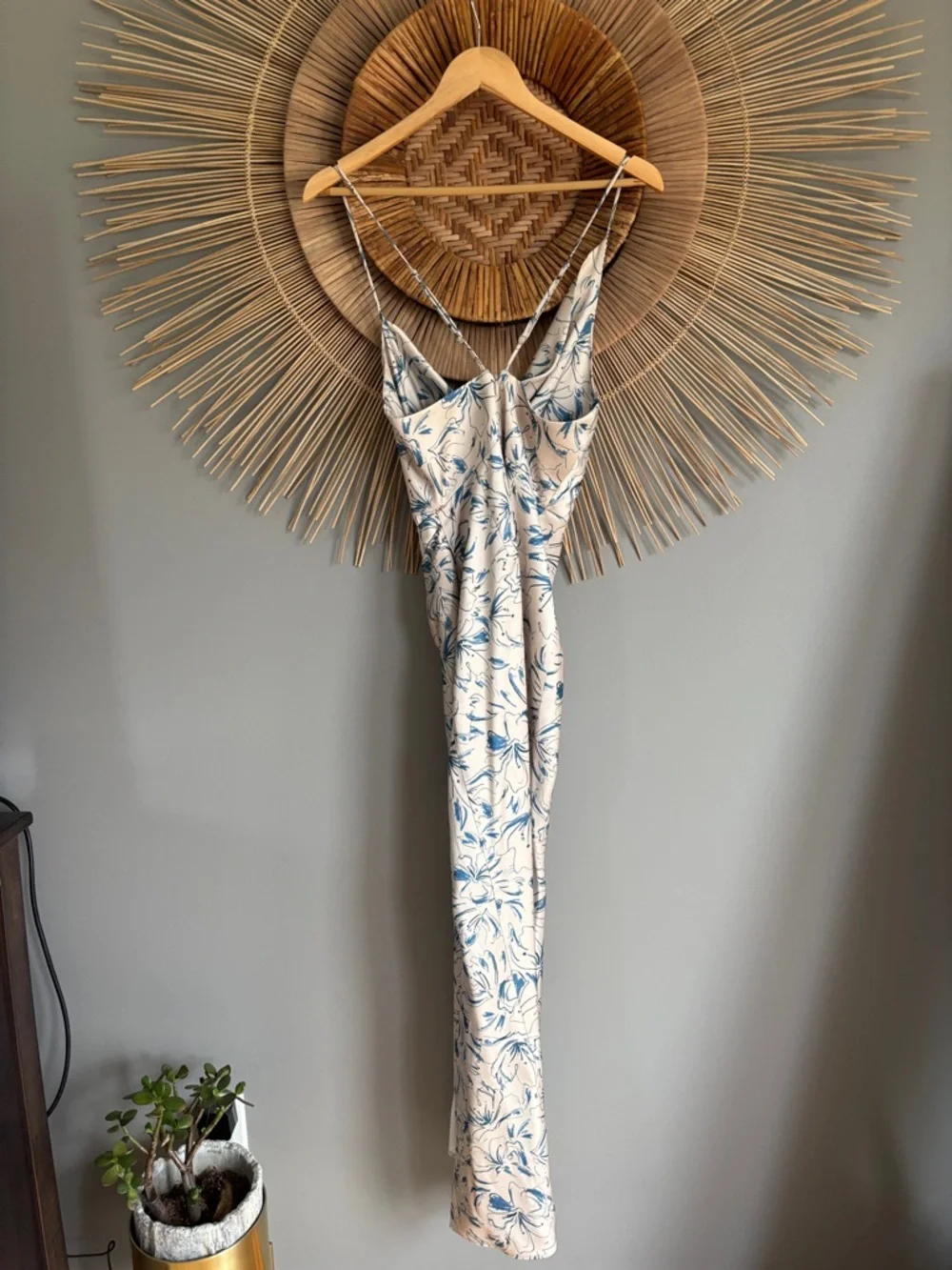 Significant other dress size 2 - Picture 6 of 7